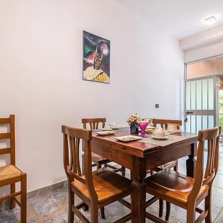 דירה Casa Maria Di Loreto *